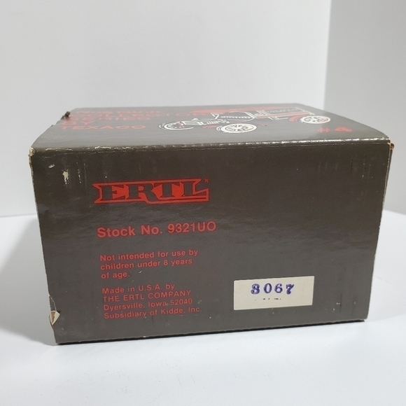 Die Cast Texaco 1905 Ford Delivery Car locking coin bank w/key - Picture 8 of 10